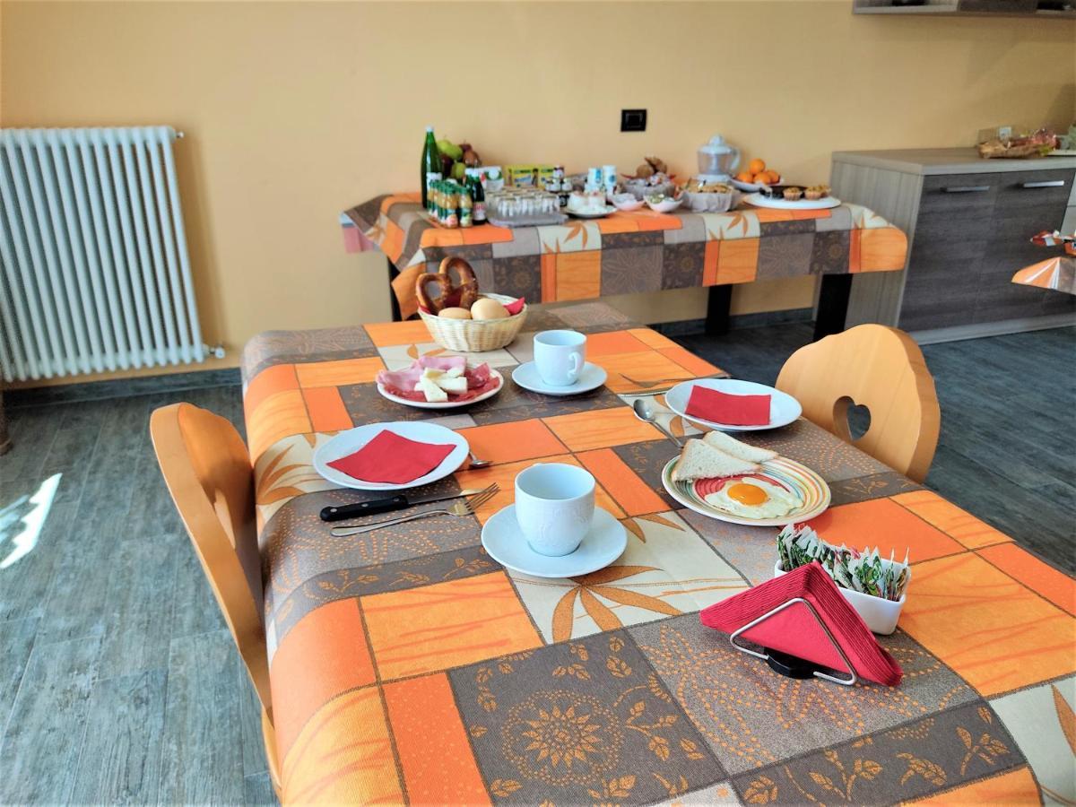 B&B Il Germoglio Castione Andevenno Luaran gambar