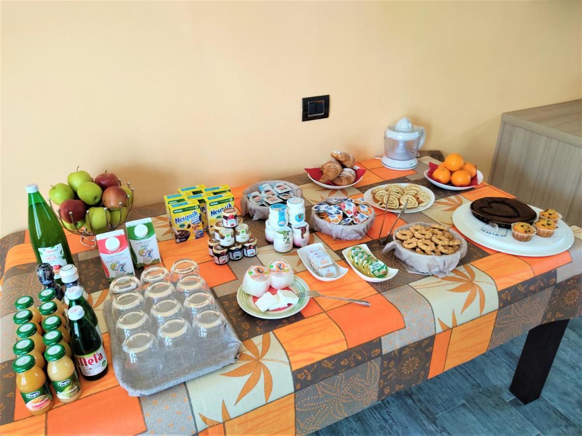 B&B Il Germoglio Castione Andevenno Luaran gambar