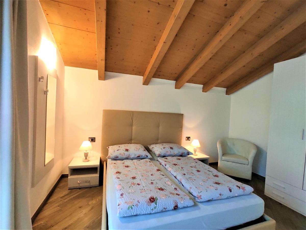 B&B Il Germoglio Castione Andevenno Luaran gambar